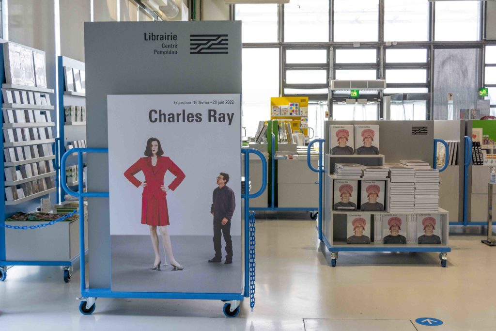 Charles Ray, sculpture, Centre Pompidou book shop.